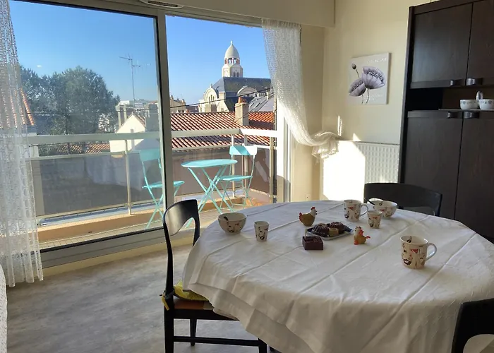 Le Nouch - 1 Etoile Parking Les Sables-dʼOlonne